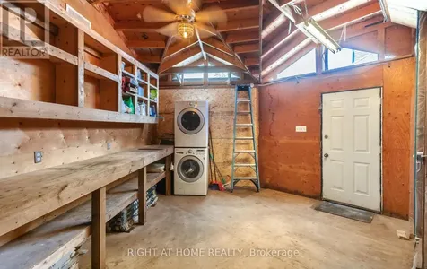 193 Madison Avenue South Kitchener ON N2G 3M7