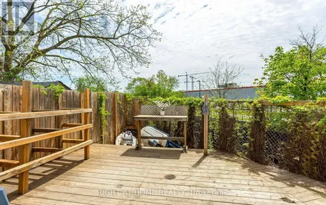 193 Madison Avenue South Kitchener ON N2G 3M7