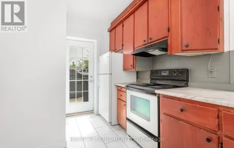 193 Madison Avenue South Kitchener ON N2G 3M7