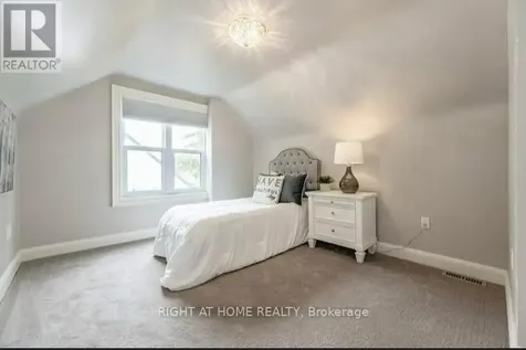 577 Weber Street East Kitchener ON N2H 1G7