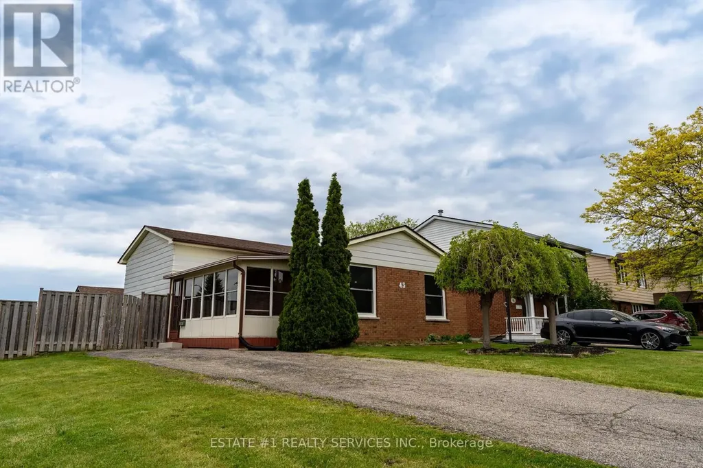 43 Dyer Street St. Thomas ON N5R 5K2
