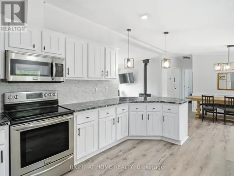 8168 Laidlaw Avenue Ramara ON L0K 2B0