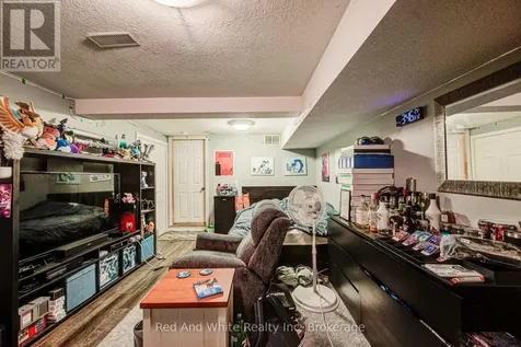 841 Duke Street Cambridge ON N3H 3T8