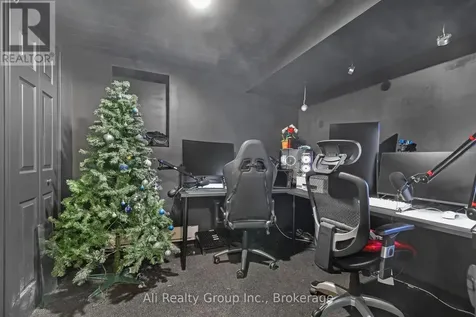 3022 Freshwater Way Ottawa ON K2J 3V5