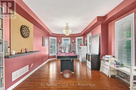 3022 Freshwater Way Ottawa ON K2J 3V5