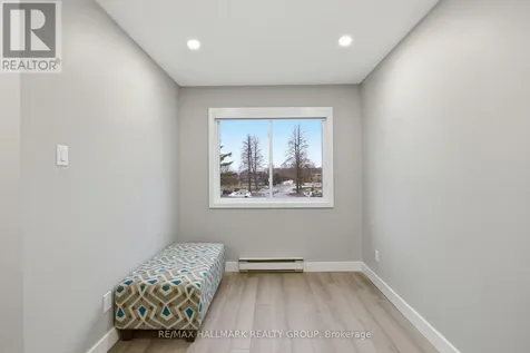 218 Viewmount Drive Ottawa ON K2E 7X5