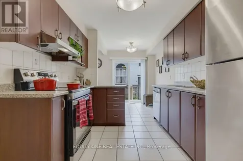 325 Applecross Crescent Ottawa ON K2K 0C4