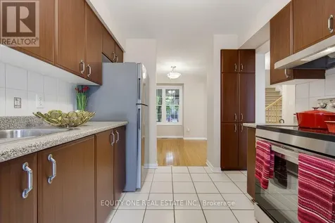 325 Applecross Crescent Ottawa ON K2K 0C4