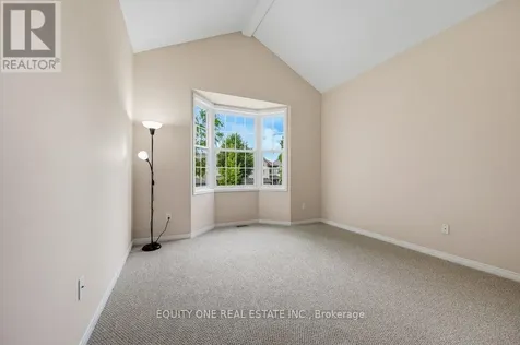 325 Applecross Crescent Ottawa ON K2K 0C4