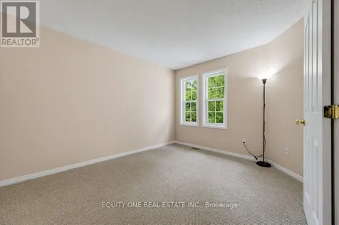 325 Applecross Crescent Ottawa ON K2K 0C4