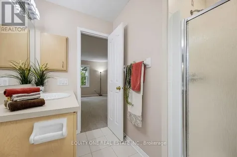 325 Applecross Crescent Ottawa ON K2K 0C4