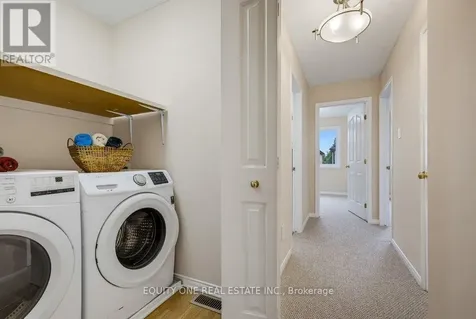 325 Applecross Crescent Ottawa ON K2K 0C4