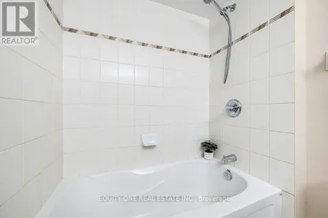 325 Applecross Crescent Ottawa ON K2K 0C4
