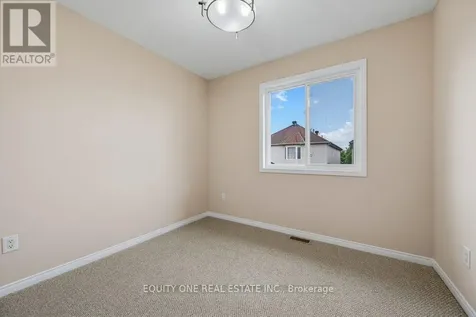325 Applecross Crescent Ottawa ON K2K 0C4
