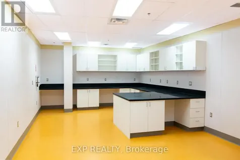 31 Auriga Drive Ottawa ON K2E 1C4