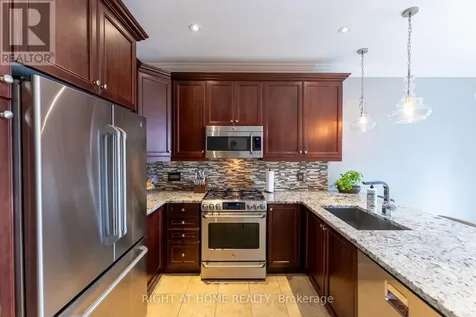 1660 Moyer Avenue Innisfil (alcona) ON L9S 1S8