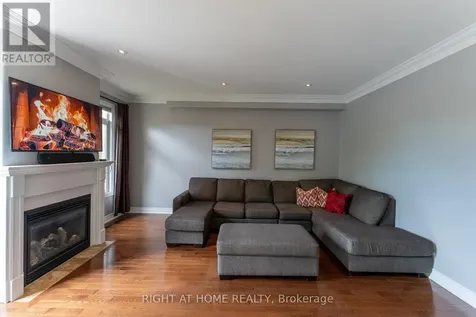 1660 Moyer Avenue Innisfil (alcona) ON L9S 1S8