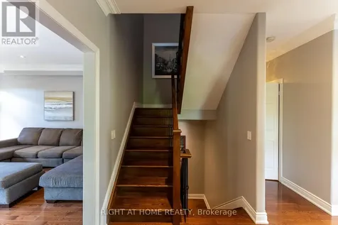 1660 Moyer Avenue Innisfil (alcona) ON L9S 1S8
