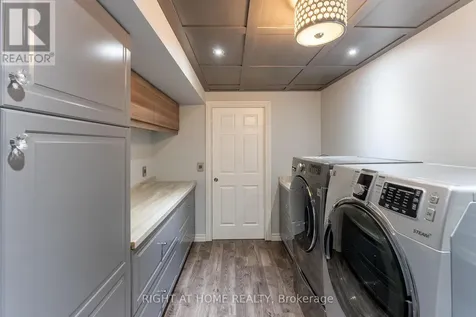 1660 Moyer Avenue Innisfil (alcona) ON L9S 1S8