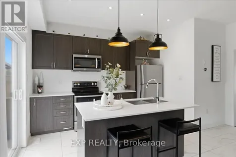 11 Catamaran Drive Wasaga Beach ON L9Z 0J2