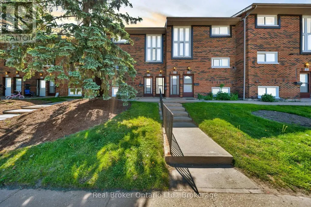 49 Rhonda Road Guelph (willow West/sugarbush/west Acres) ON N1H 7A4