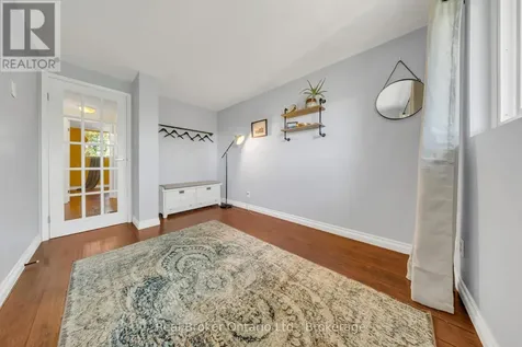 49 Rhonda Road Guelph (willow West/sugarbush/west Acres) ON N1H 7A4