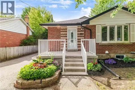 90 Arlington Boulevard Kitchener ON N2A 2G9