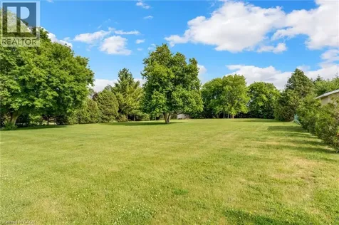 11 Highgrove Court Cambridge ON N3H 4R8