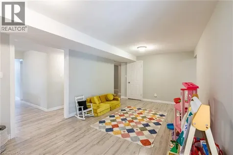 907 Doon Village Road Kitchener ON N2P 1A1
