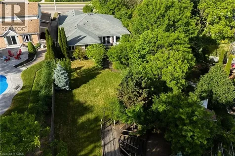 907 Doon Village Road Kitchener ON N2P 1A1