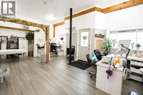 14 Queen Street Harrow ON N0R 1G0