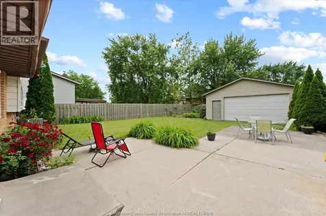 3285 Rosebriar Road Windsor ON N8R 1Y2