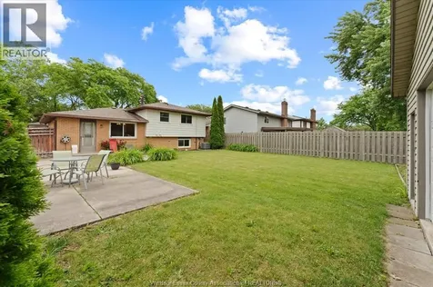 3285 Rosebriar Road Windsor ON N8R 1Y2