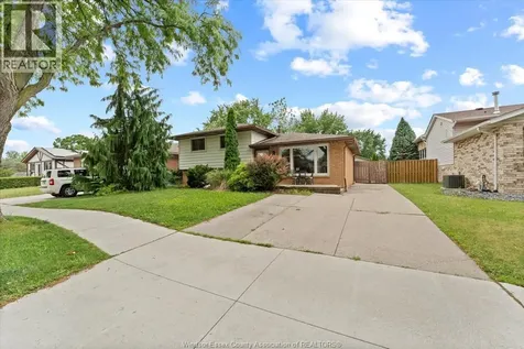3285 Rosebriar Road Windsor ON N8R 1Y2