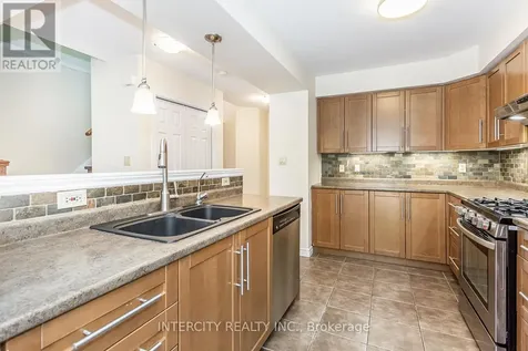 258 Mcmeeken Drive Cambridge ON N3C 4N8