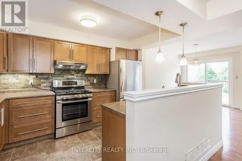 258 Mcmeeken Drive Cambridge ON N3C 4N8
