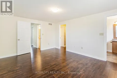 258 Mcmeeken Drive Cambridge ON N3C 4N8