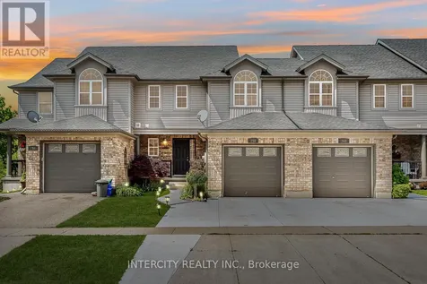 258 Mcmeeken Drive Cambridge ON N3C 4N8