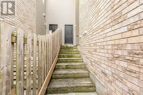 258 Mcmeeken Drive Cambridge ON N3C 4N8