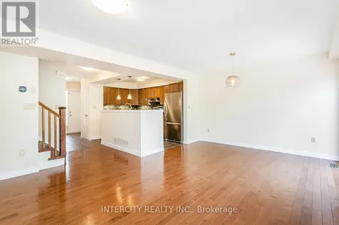 258 Mcmeeken Drive Cambridge ON N3C 4N8