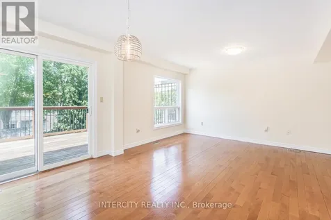 258 Mcmeeken Drive Cambridge ON N3C 4N8
