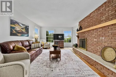 462 Franklin Drive Selwyn ON K9J 6X3
