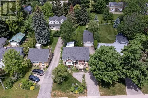 7 Dundas Street West Erin ON N0B 1T0