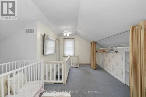 7 Dundas Street West Erin ON N0B 1T0