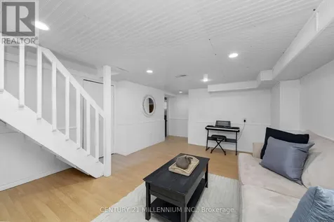 7 Dundas Street West Erin ON N0B 1T0