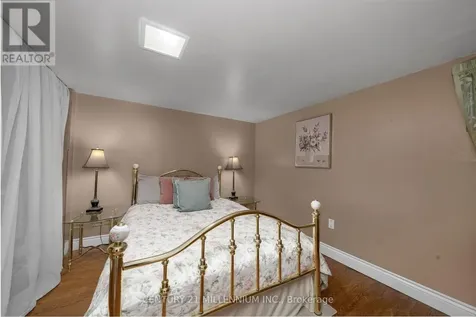 7 Dundas Street West Erin ON N0B 1T0