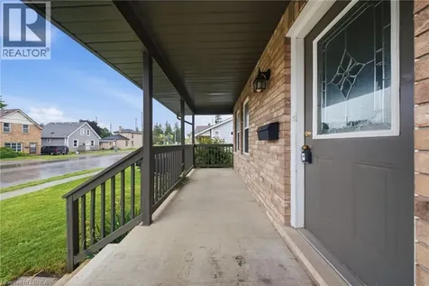 12 Elgin Street Brantford ON N3R 1E6