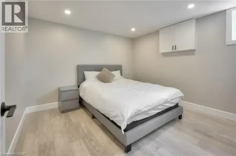 156 Traynor Avenue Kitchener ON N2C 1W5