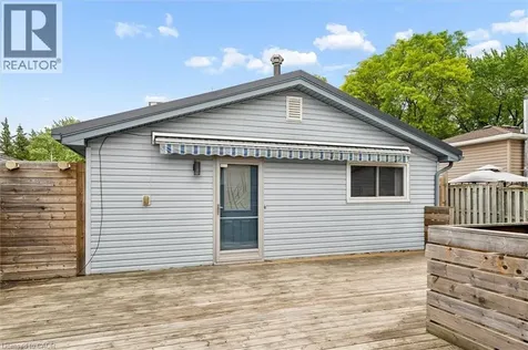 156 Traynor Avenue Kitchener ON N2C 1W5