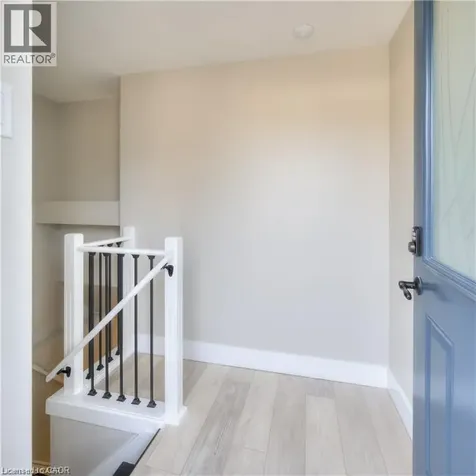 156 Traynor Avenue Kitchener ON N2C 1W5